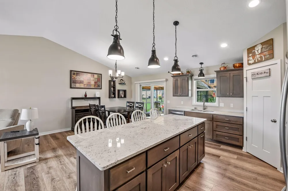1304 Linwood Road Belle Plaine, MN 56011