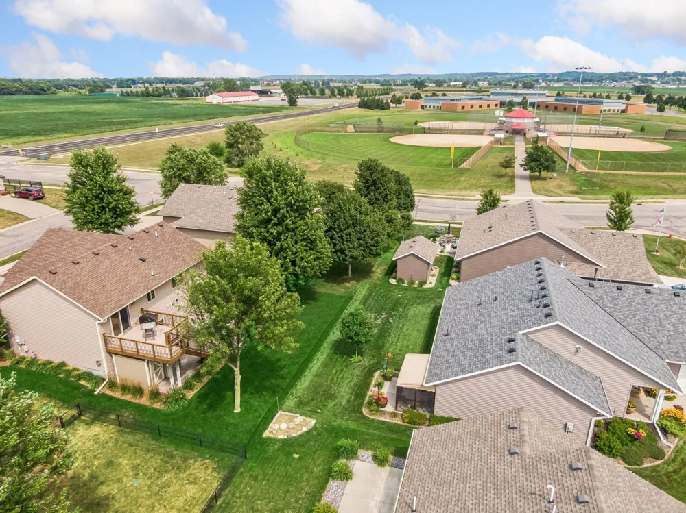 1304 Linwood Road Belle Plaine, MN 56011