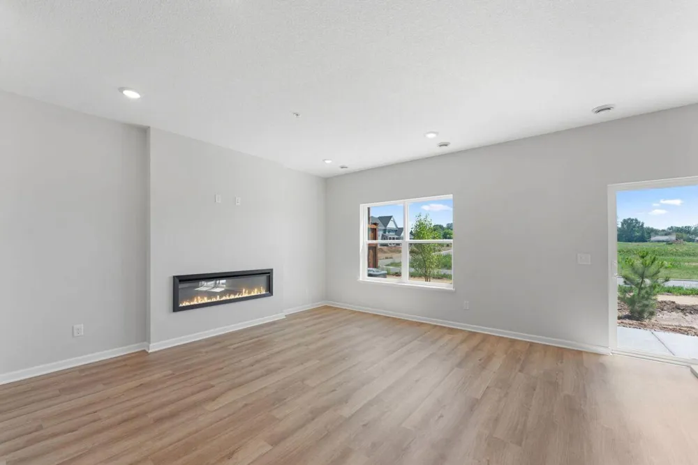 679 Tulare Terrace Newport, MN 55055