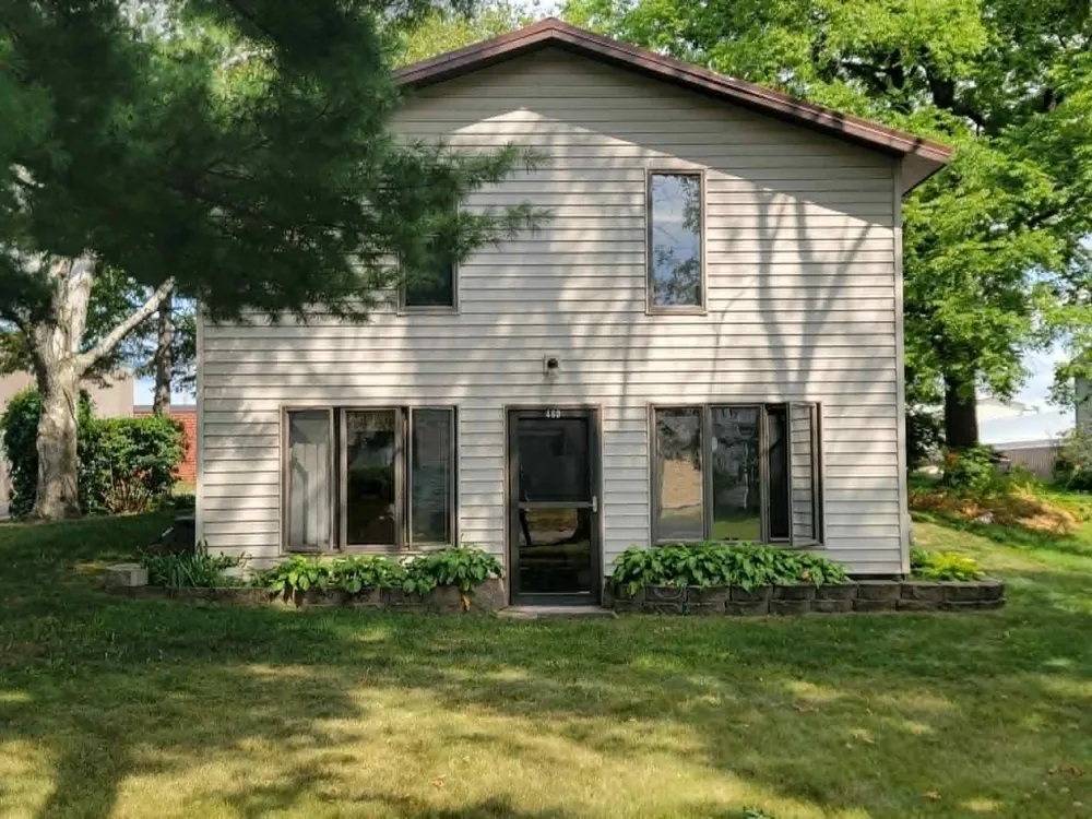 460 4th Avenue S Isle, MN 56342