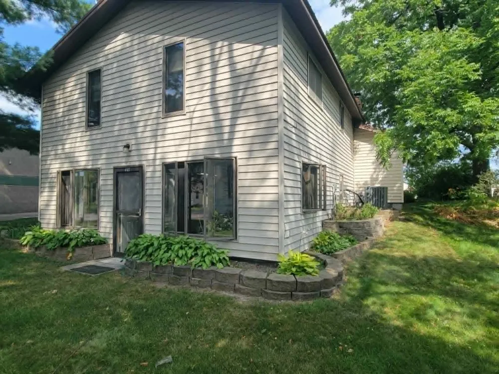 460 4th Avenue S Isle, MN 56342