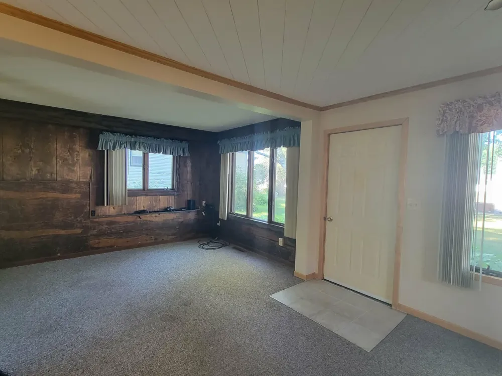 460 4th Avenue S Isle, MN 56342