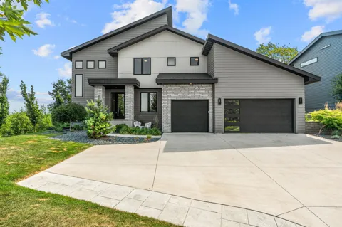 14029 Mckenna Road NW