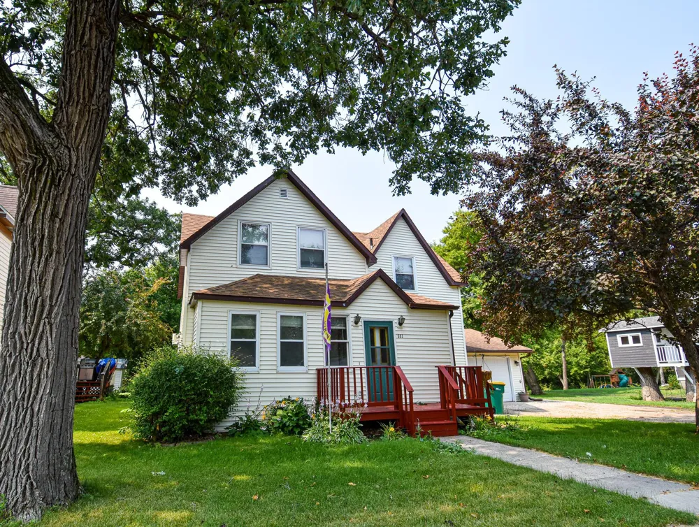 661 Central Street Warren, MN 56762
