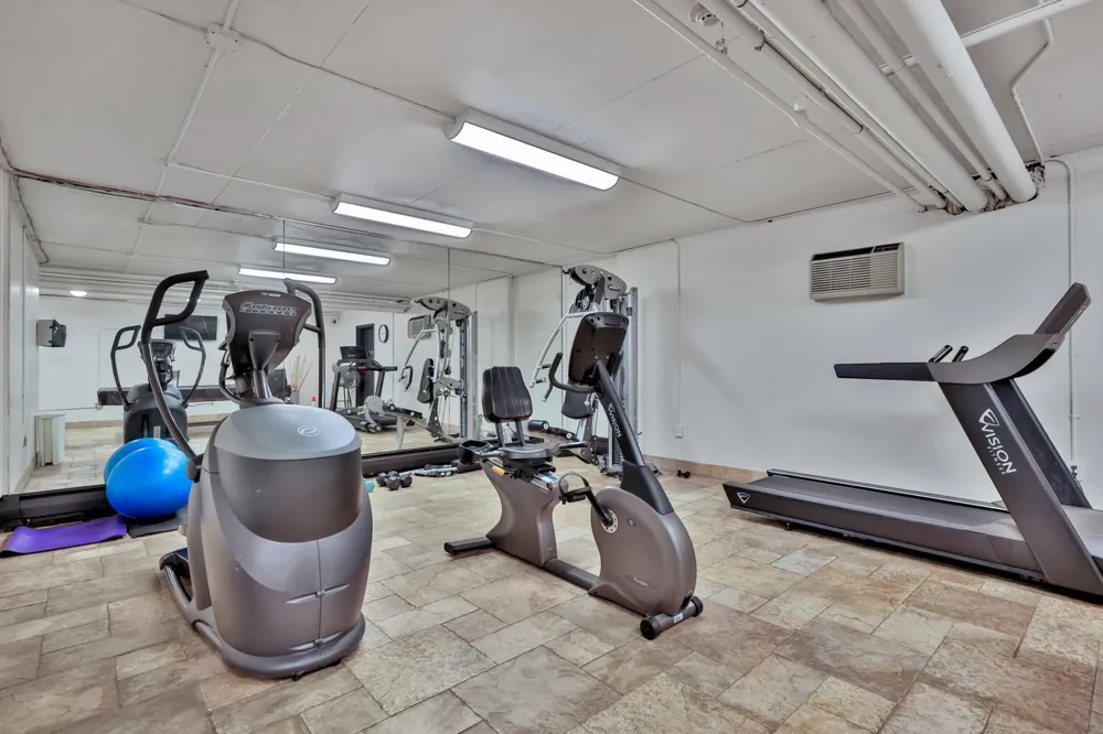 2800 Hamline Avenue #241 Roseville, MN 55113
