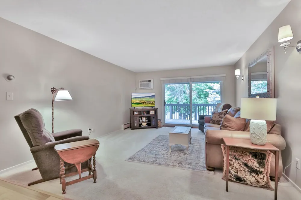 2800 Hamline Avenue #241 Roseville, MN 55113