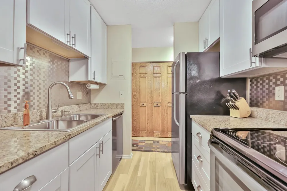 2800 Hamline Avenue #241 Roseville, MN 55113