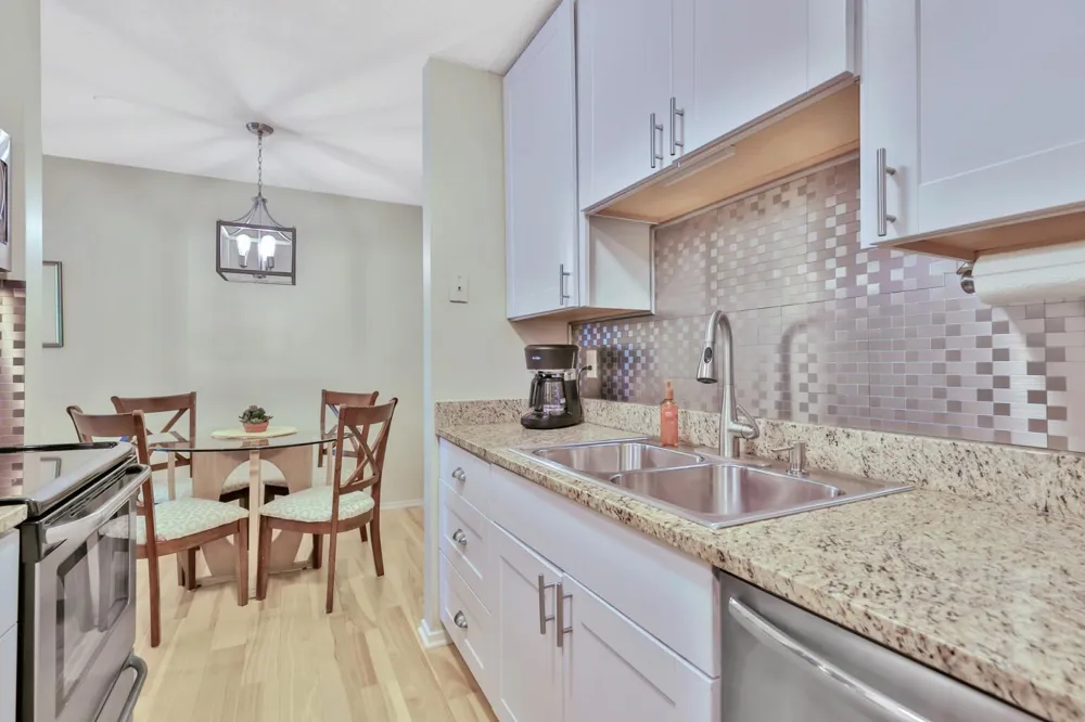 2800 Hamline Avenue #241 Roseville, MN 55113
