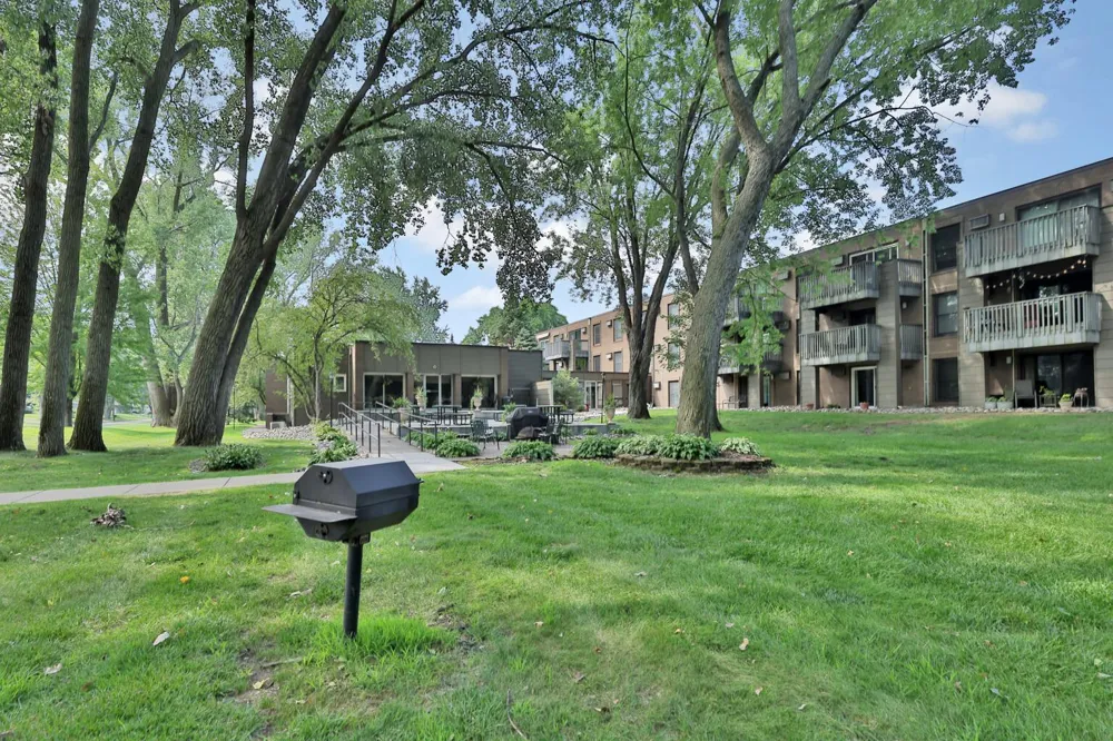 2800 Hamline Avenue #241 Roseville, MN 55113
