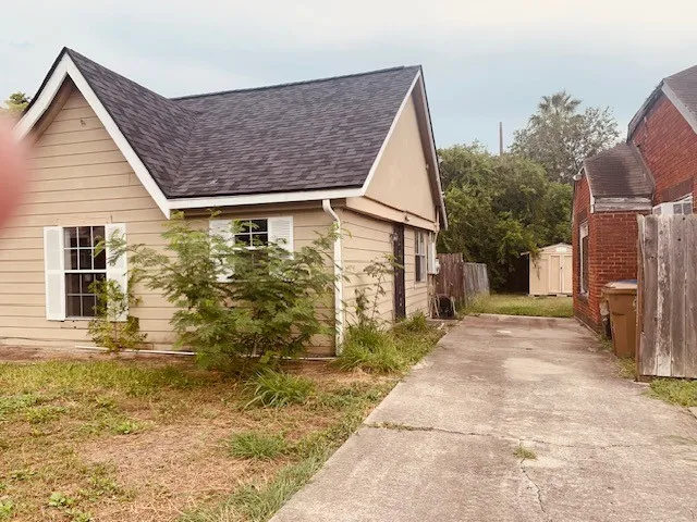 627 Southern Street Corpus Christi, TX 78404