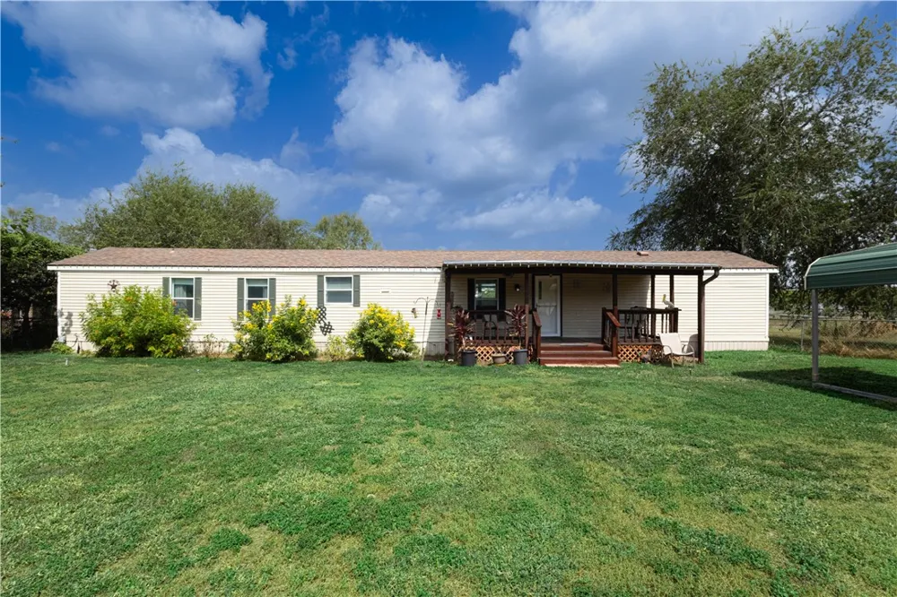 9481 County Road 505 Mathis, TX 78368