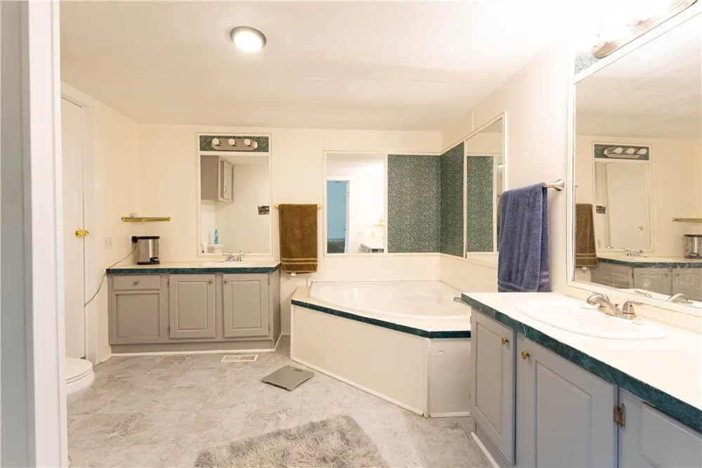 9481 County Road 505 Mathis, TX 78368