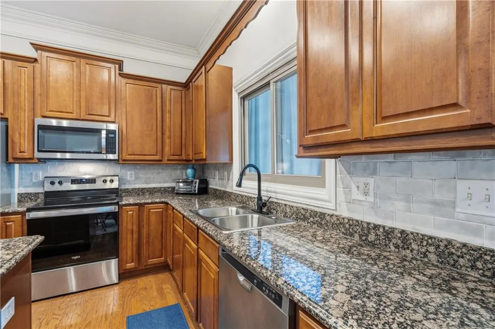 160 Parkside Lane Eatonton, GA 31024