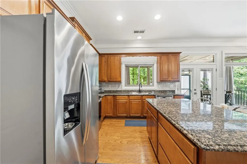 160 Parkside Lane Eatonton, GA 31024