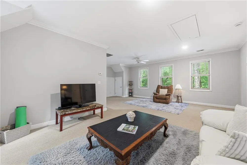 160 Parkside Lane Eatonton, GA 31024