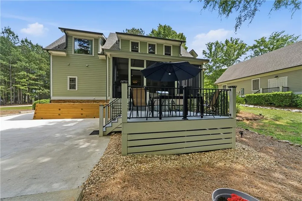 160 Parkside Lane Eatonton, GA 31024