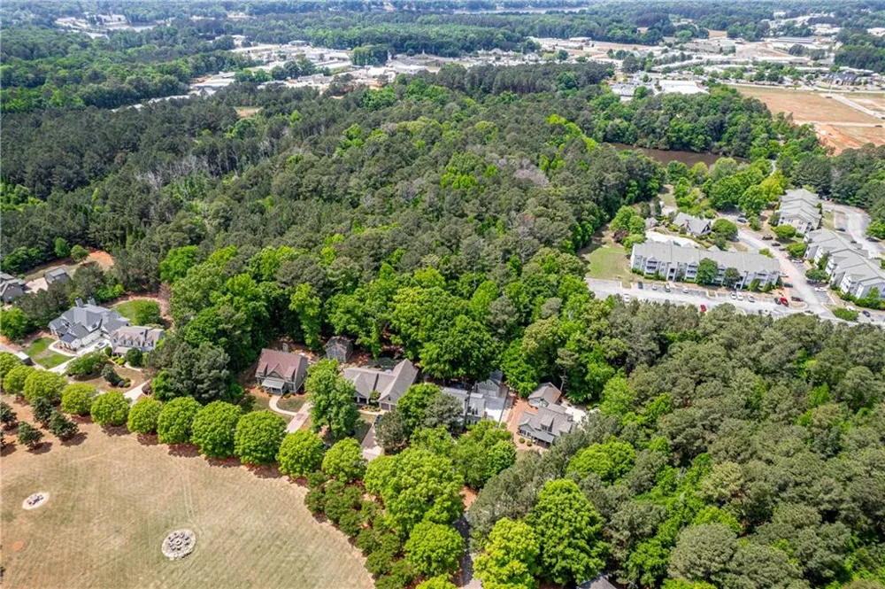 160 Parkside Lane Eatonton, GA 31024