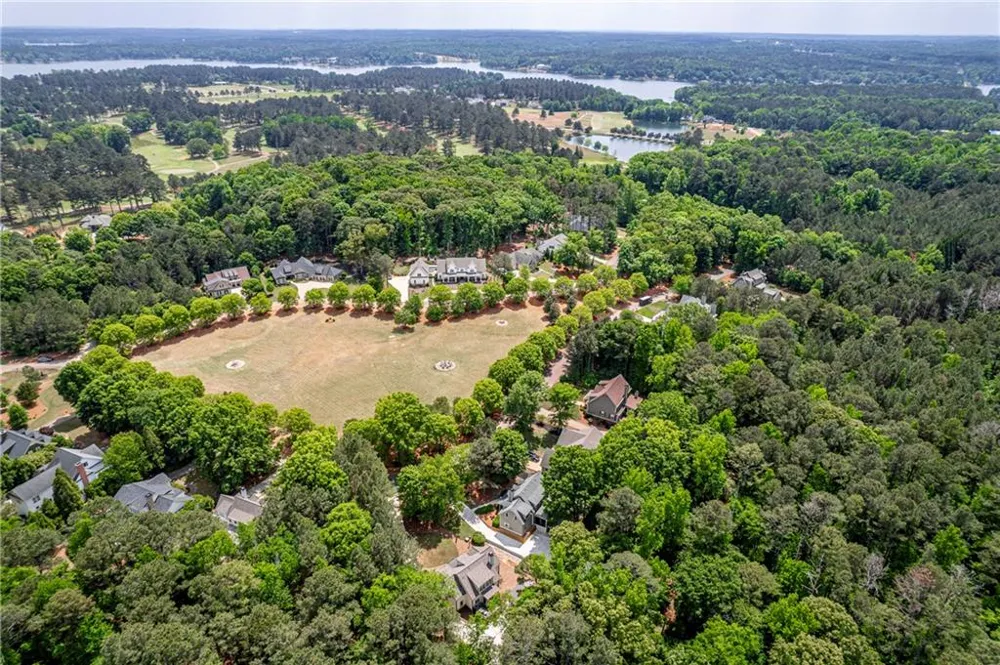 160 Parkside Lane Eatonton, GA 31024