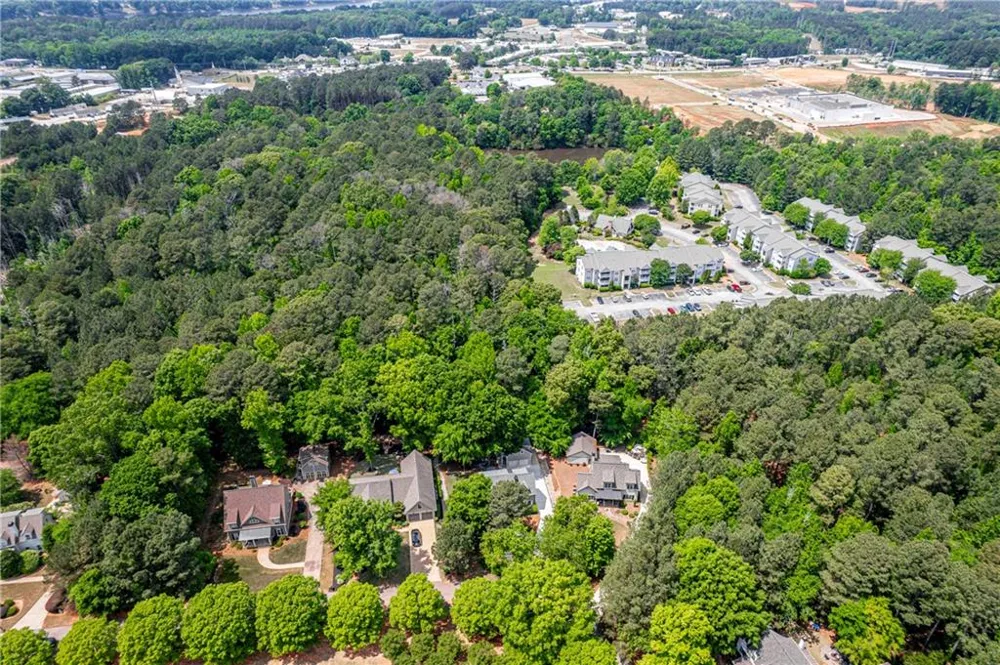 160 Parkside Lane Eatonton, GA 31024
