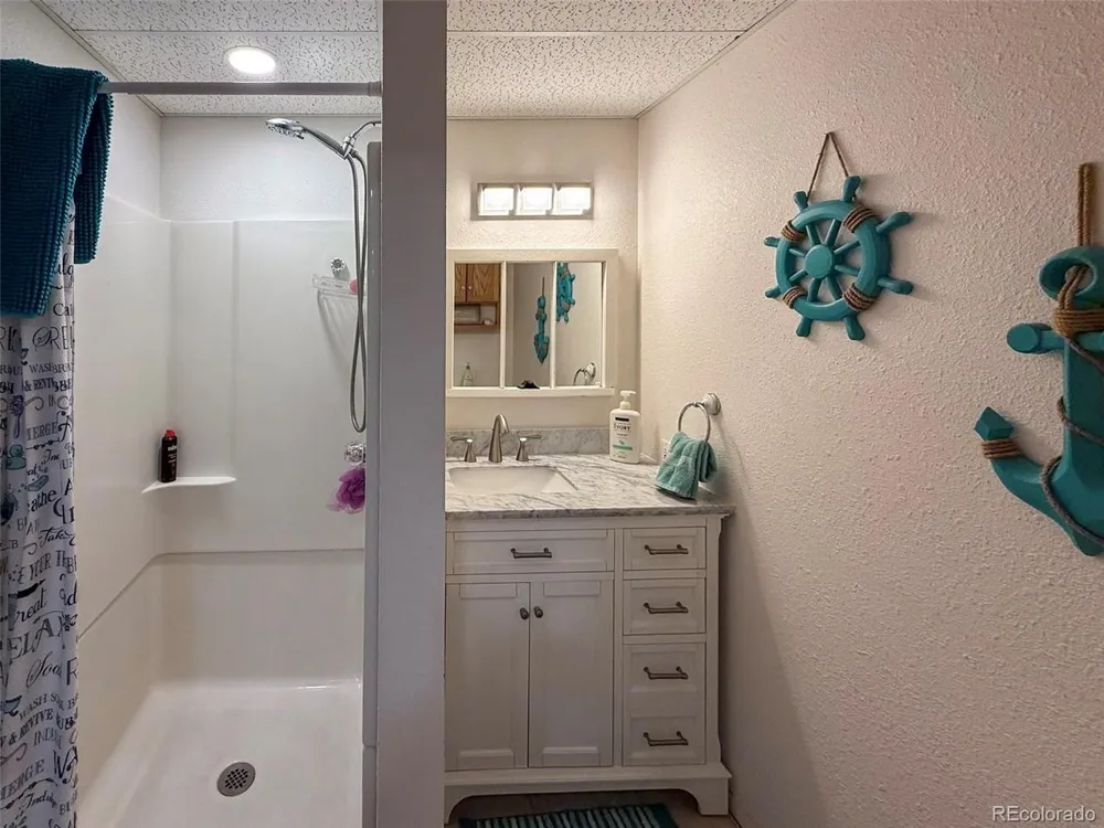 386 Eldridge Street Burlington, CO 80807