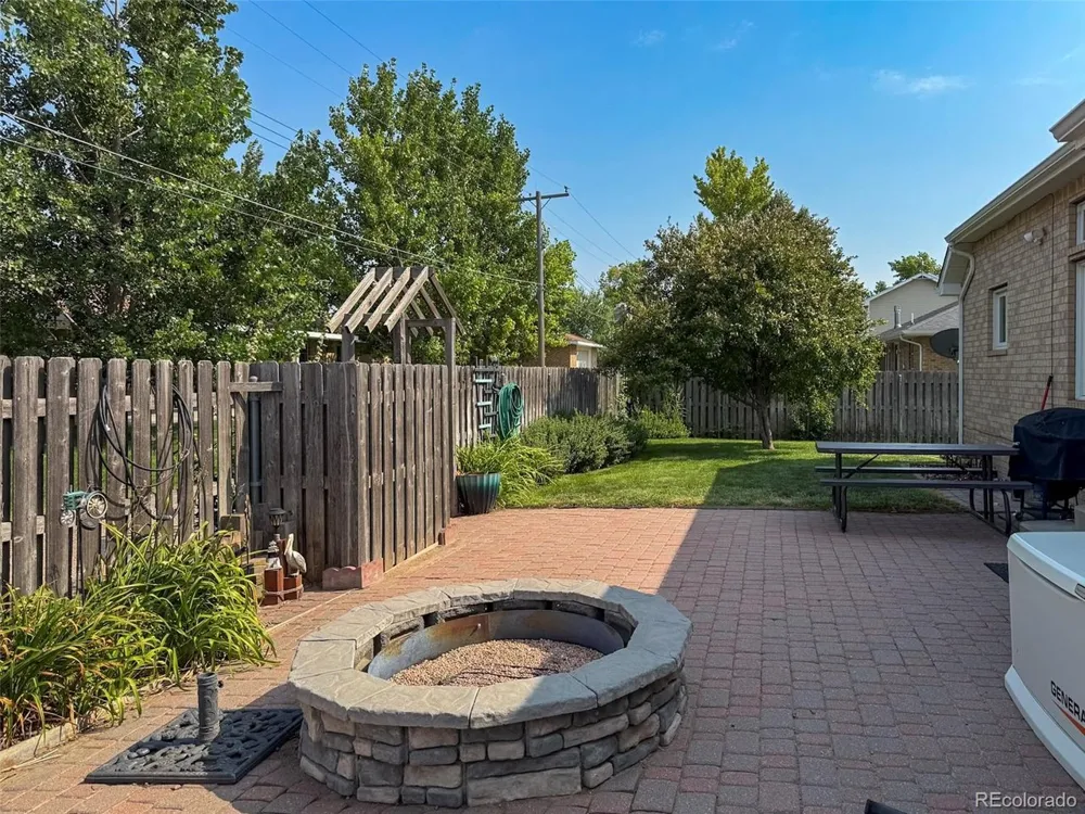 386 Eldridge Street Burlington, CO 80807