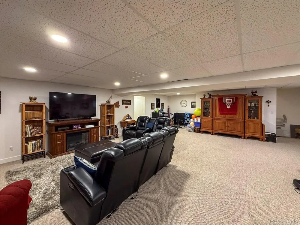 386 Eldridge Street Burlington, CO 80807