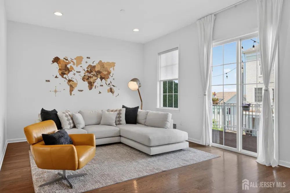 197 Roosevelt Drive Wood-Ridge, NJ 07075