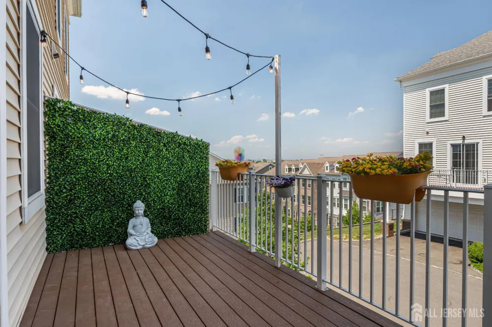 197 Roosevelt Drive Wood-Ridge, NJ 07075
