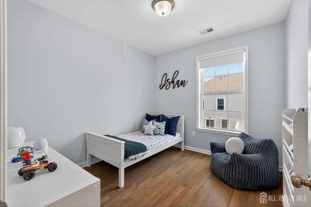 197 Roosevelt Drive Wood-Ridge, NJ 07075