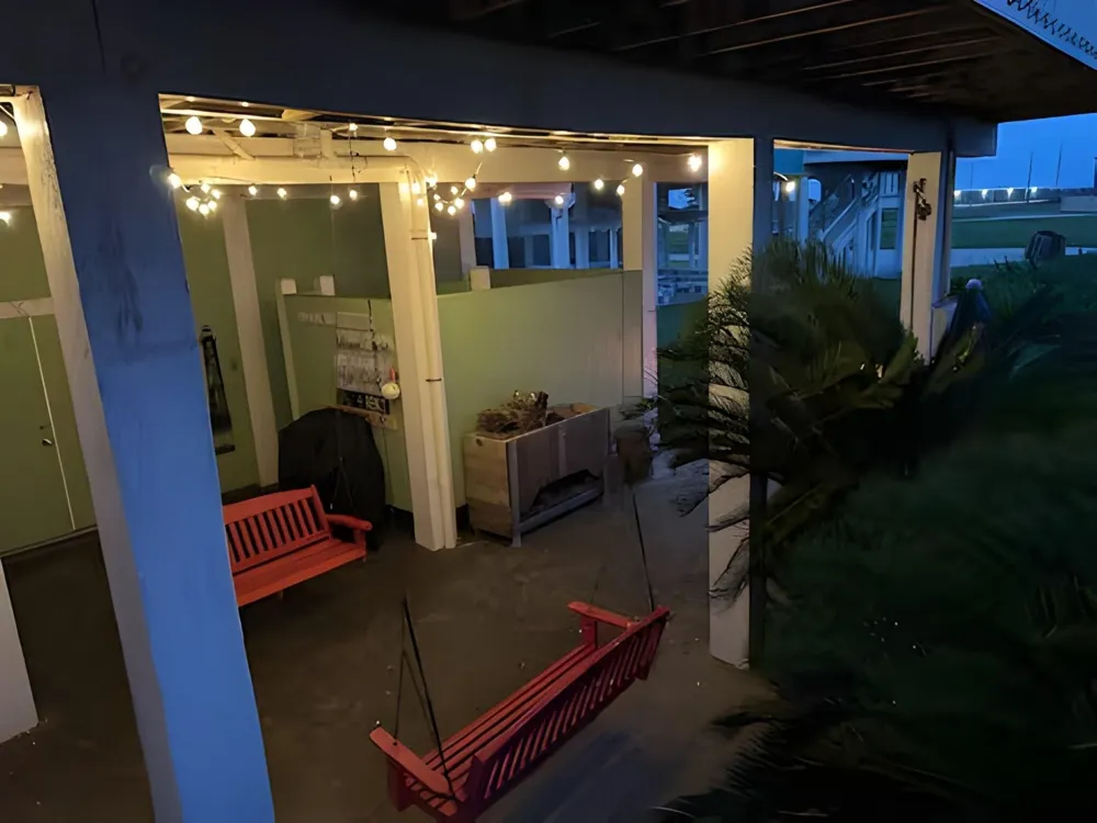 982 Nassau Port Bolivar, TX 77650