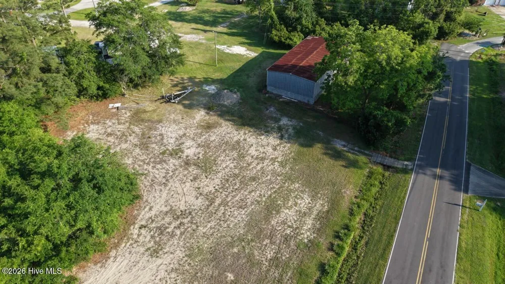 Sr Sr 1322 Street Washington, NC 27889