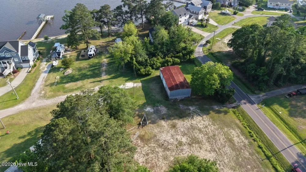 Sr Sr 1322 Street Washington, NC 27889
