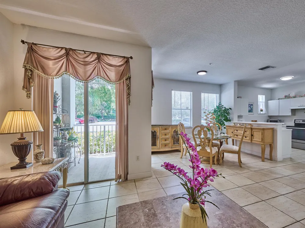 1006 Shoma Drive Royal Palm Beach, FL 33414