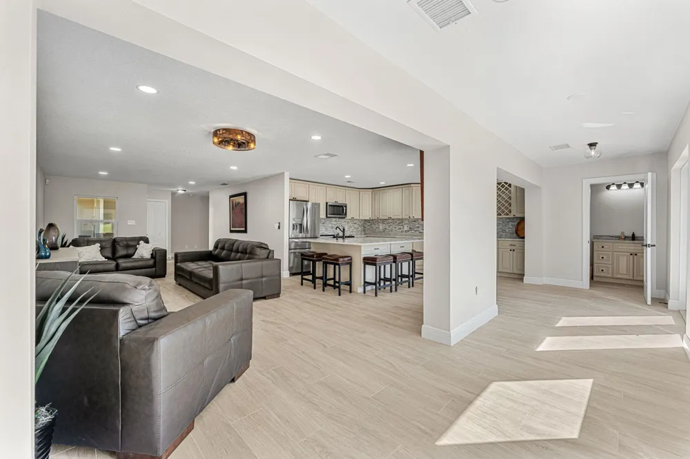 236 Country Club Drive Melbourne, FL 32940