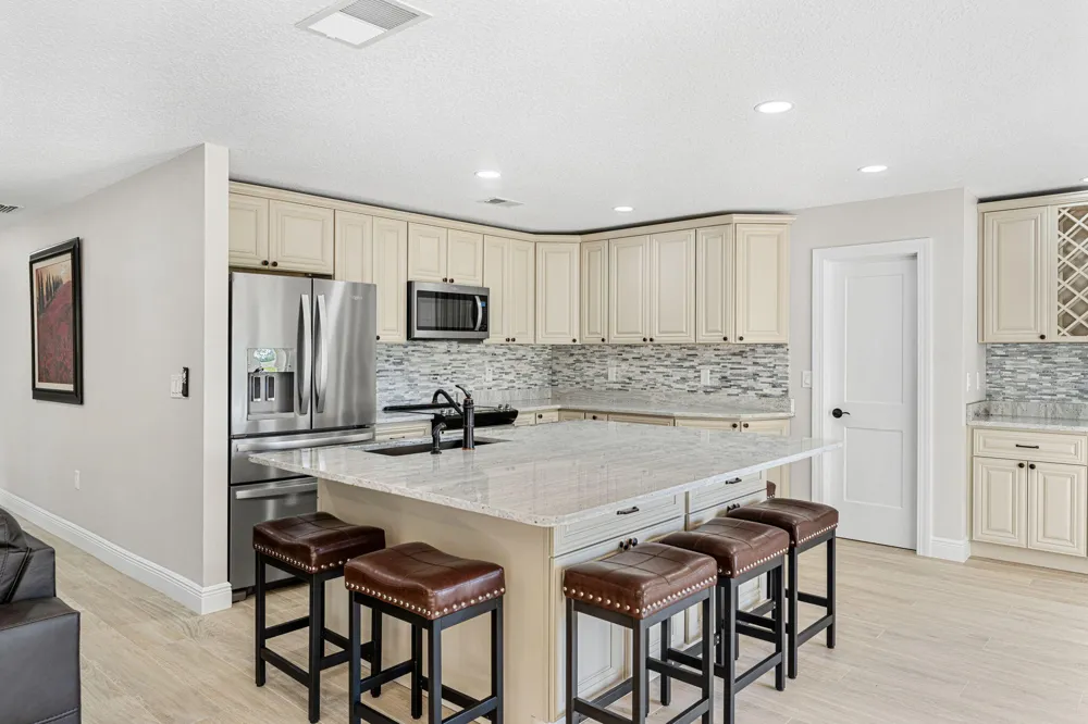 236 Country Club Drive Melbourne, FL 32940