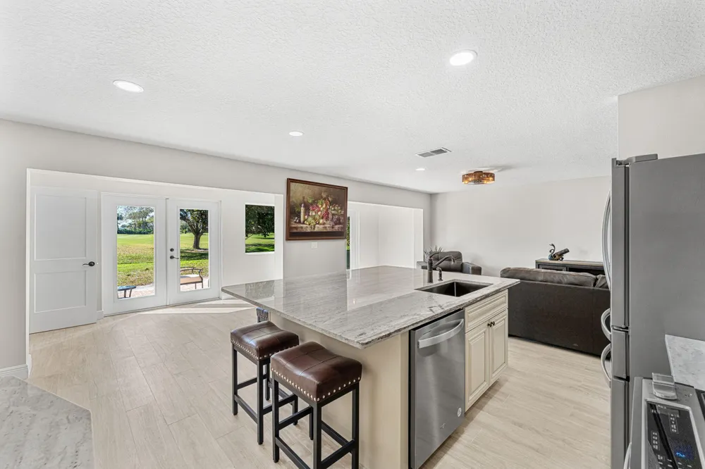 236 Country Club Drive Melbourne, FL 32940