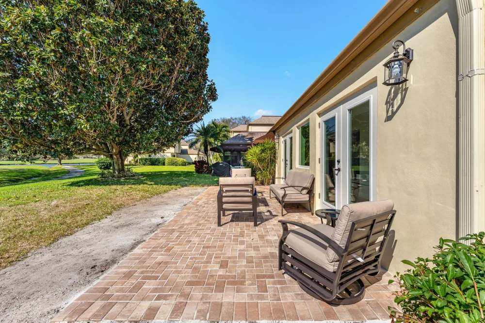 236 Country Club Drive Melbourne, FL 32940