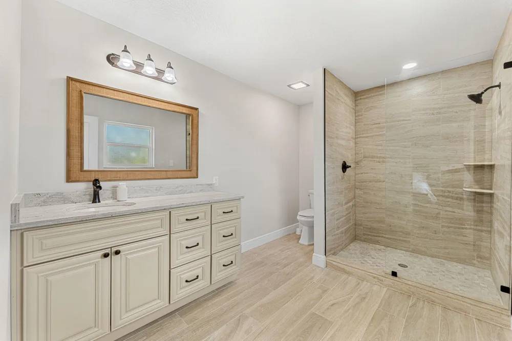 236 Country Club Drive Melbourne, FL 32940
