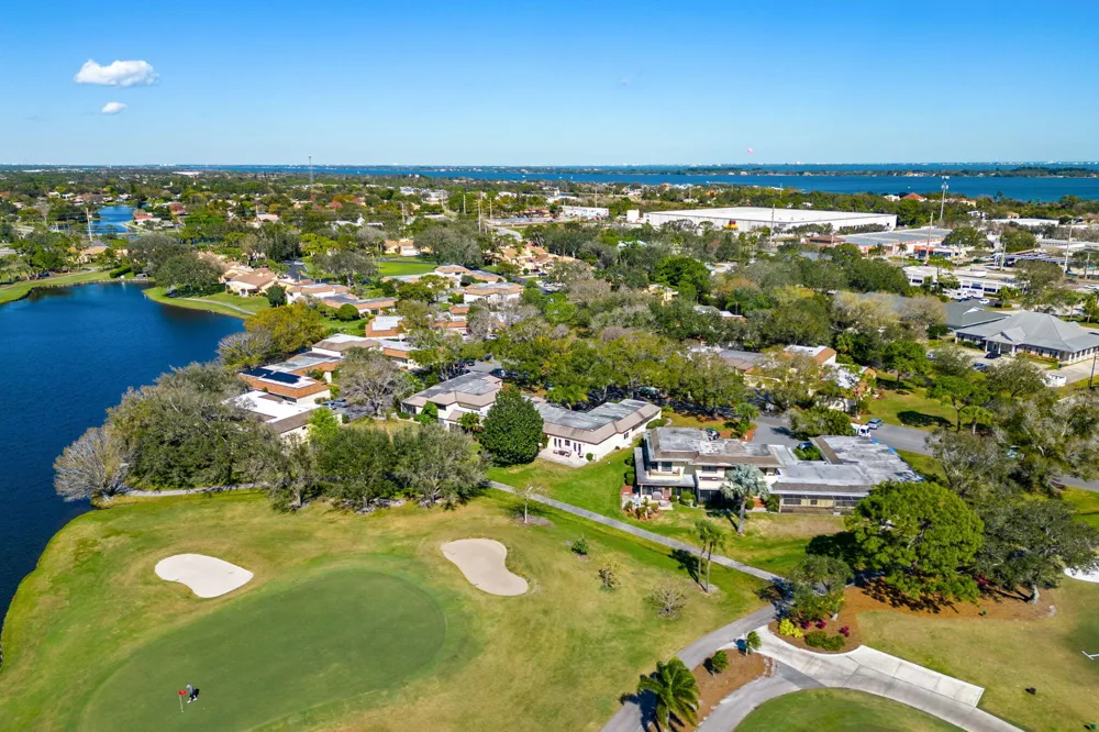 236 Country Club Drive Melbourne, FL 32940
