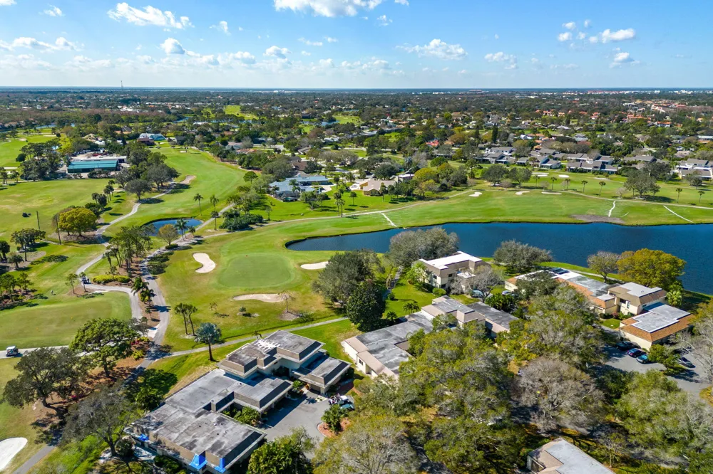 236 Country Club Drive Melbourne, FL 32940