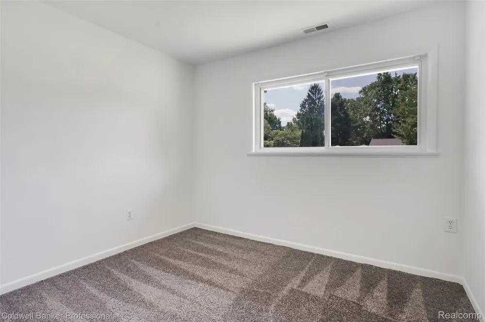 2436 Toby Road Orion Charter Township, MI 48359