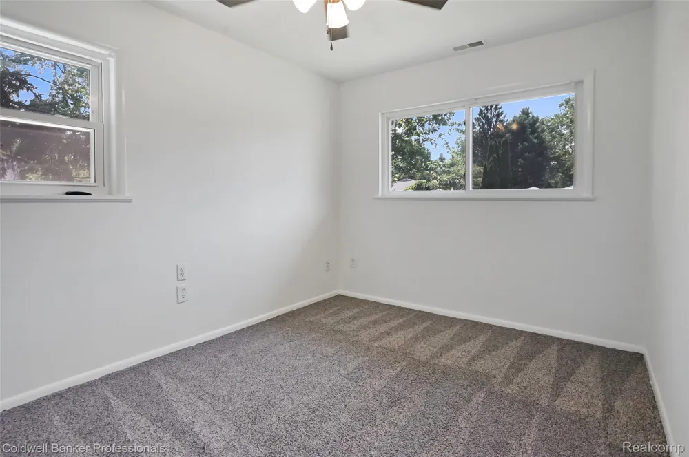 2436 Toby Road Orion Charter Township, MI 48359