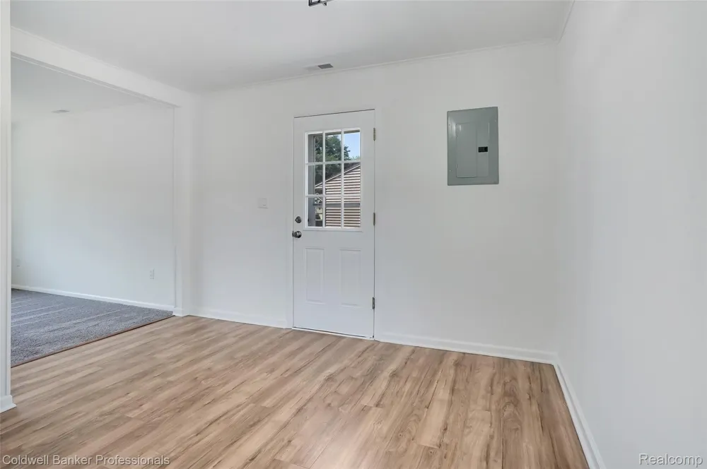 2436 Toby Road Orion Charter Township, MI 48359
