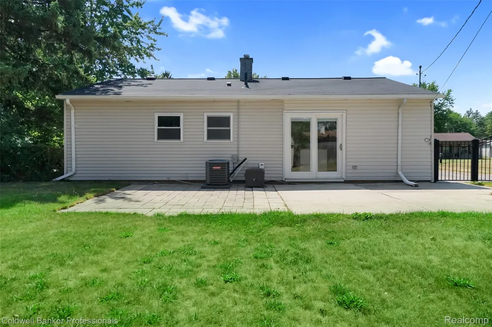 2436 Toby Road Orion Charter Township, MI 48359