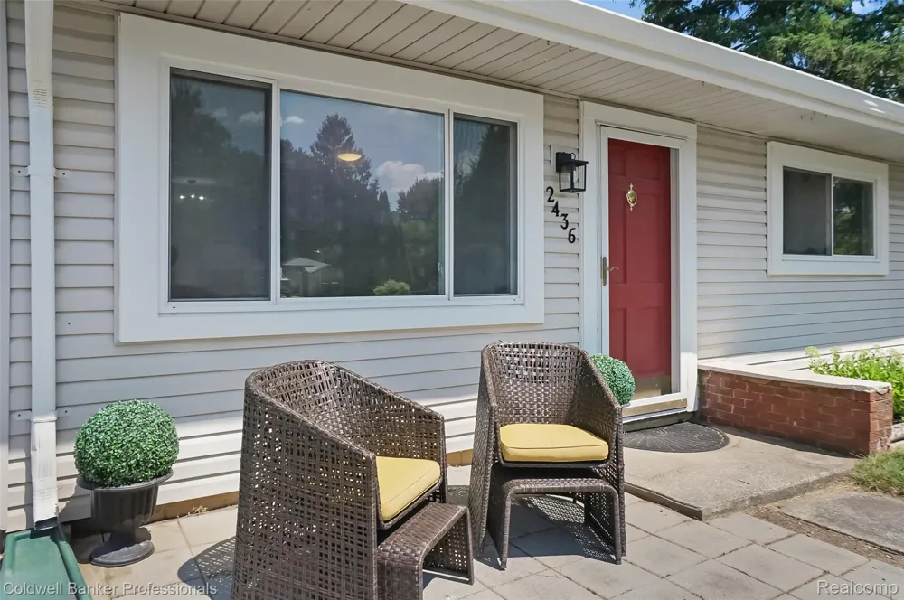 2436 Toby Road Orion Charter Township, MI 48359