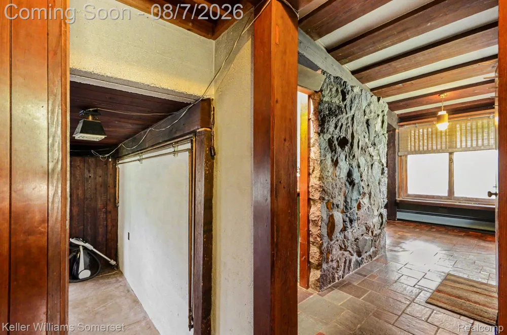 6920 Coolidge Highway Troy City, MI 48098
