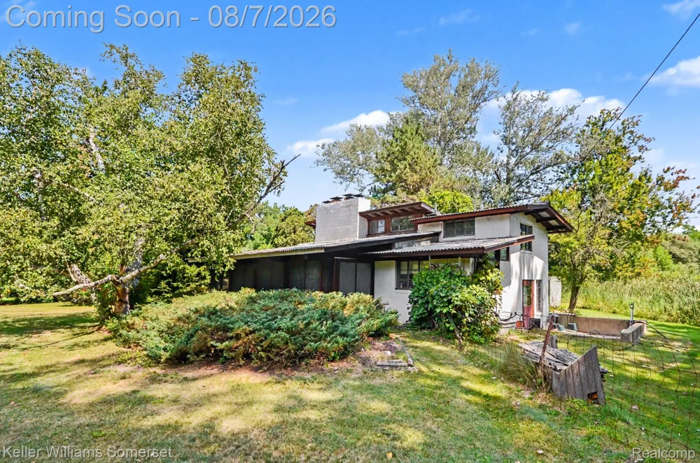 6920 Coolidge Highway Troy City, MI 48098