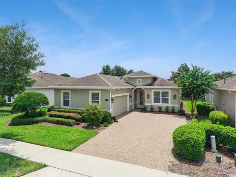 1121 GARDENSHIRE LANE