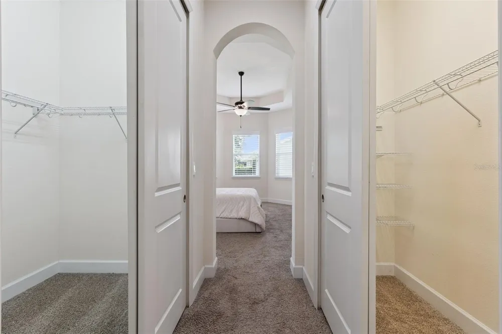 1121 GARDENSHIRE LANE Deland, FL 32724
