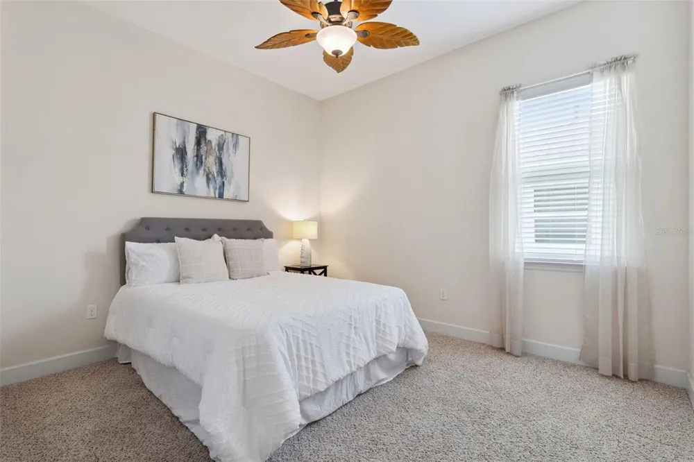 1121 GARDENSHIRE LANE Deland, FL 32724